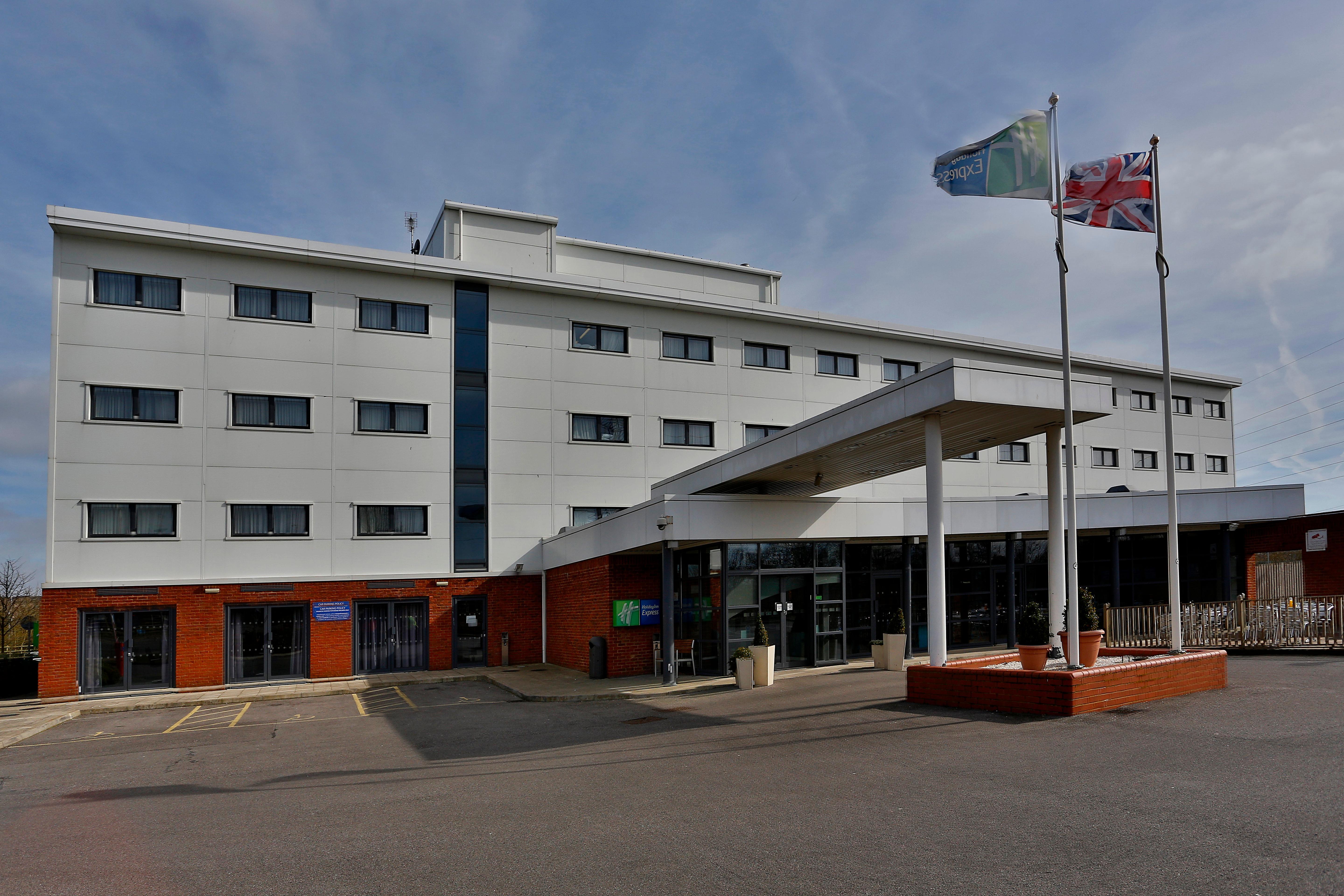 Holiday Inn Express Folkestone Channel Tunnel, An Ihg Hotel Dış mekan fotoğraf