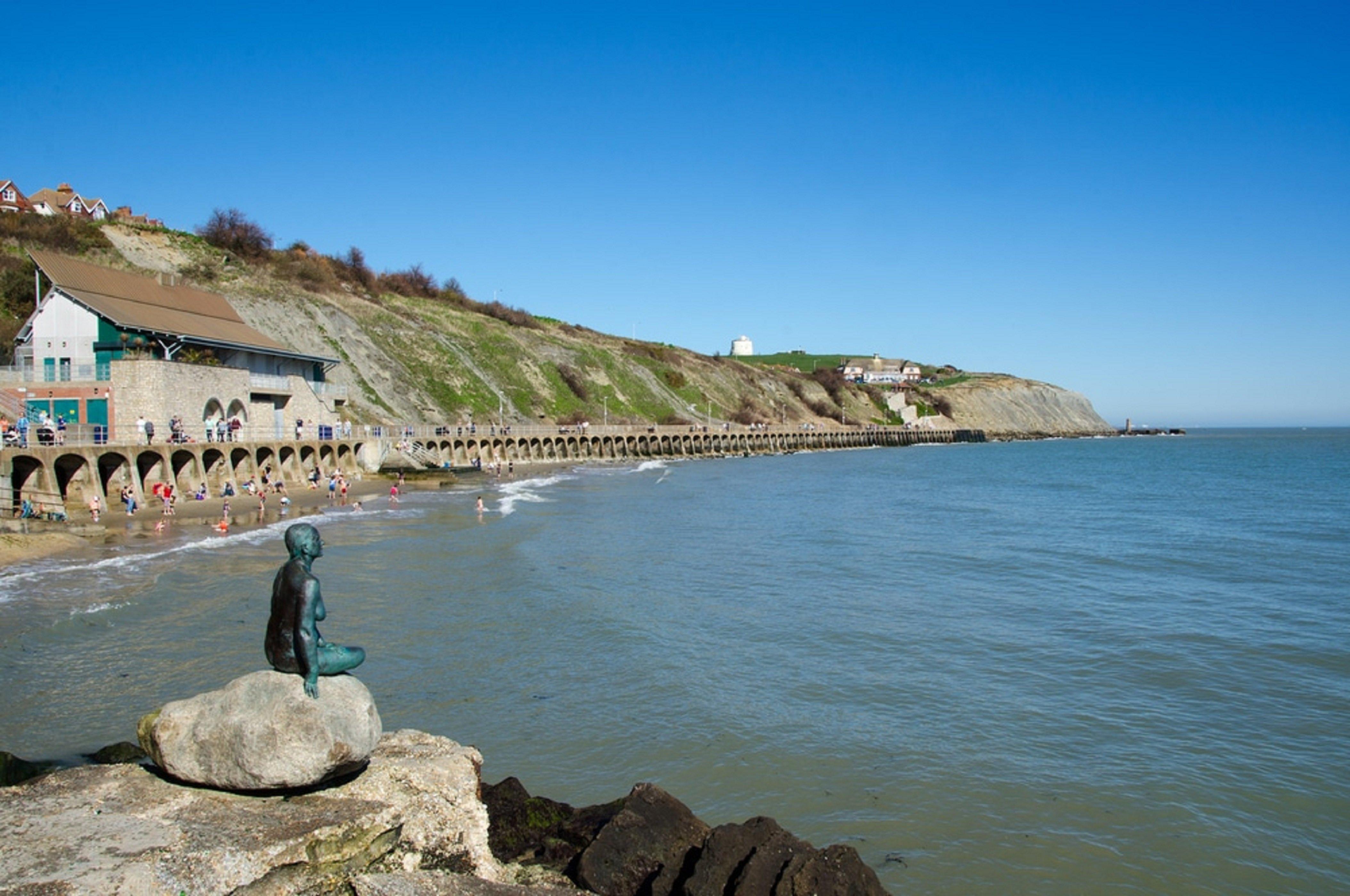 Holiday Inn Express Folkestone Channel Tunnel, An Ihg Hotel Dış mekan fotoğraf